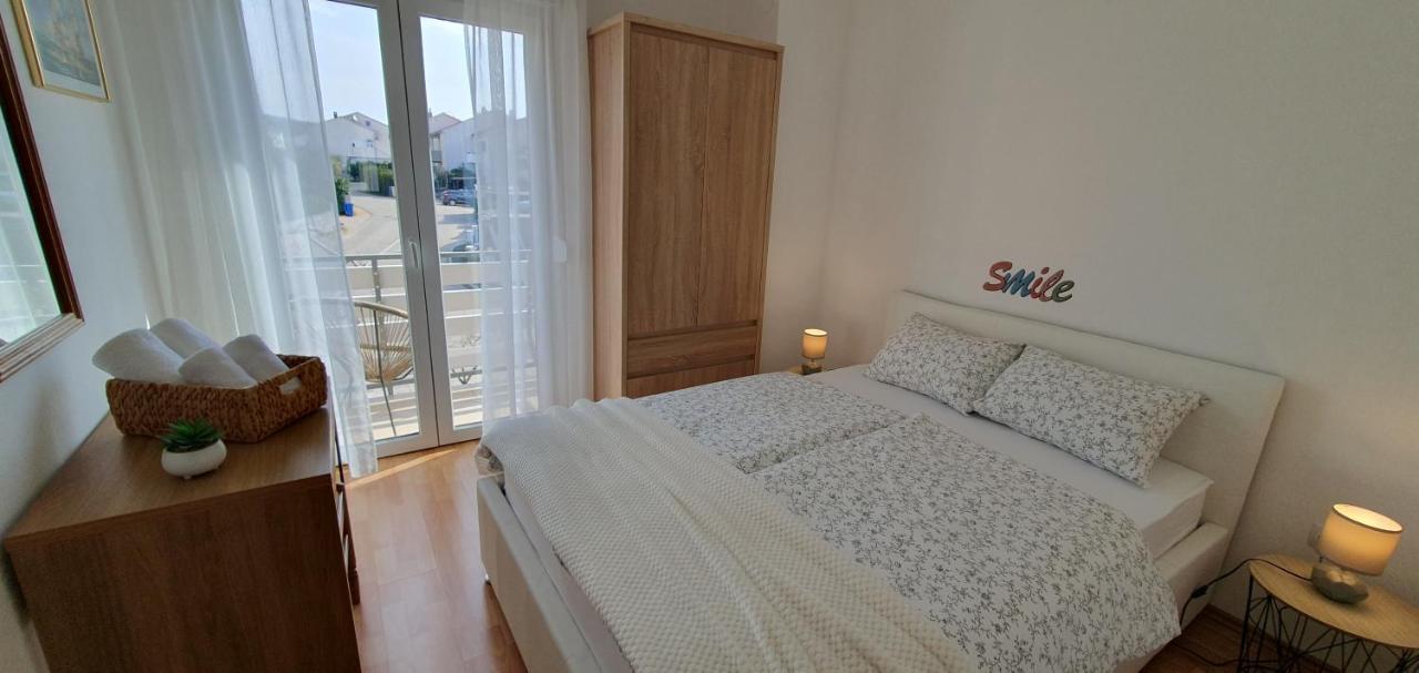 Apartmani Pavlovic Krk Town Exterior photo